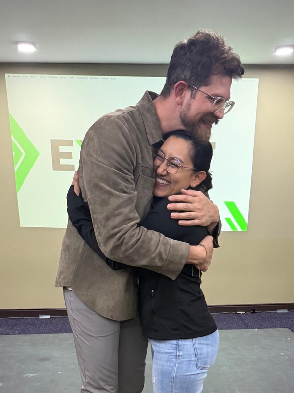 Nohelia con Spencer Hoffman